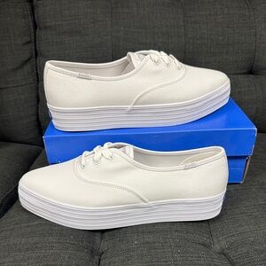 NWT Keds White Platform Sneaker - Size 10